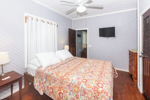 2 bedrooms, internet, bed sheets