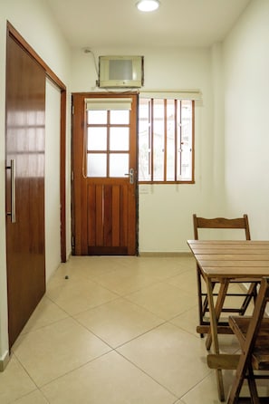 Habitación doble, acceso para personas con movilidad reducida | Wifi gratis