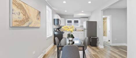 تناول الطعام