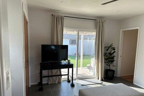 Interior - Updated! - The Stratford Resort: Pool & Spa (Tucson)