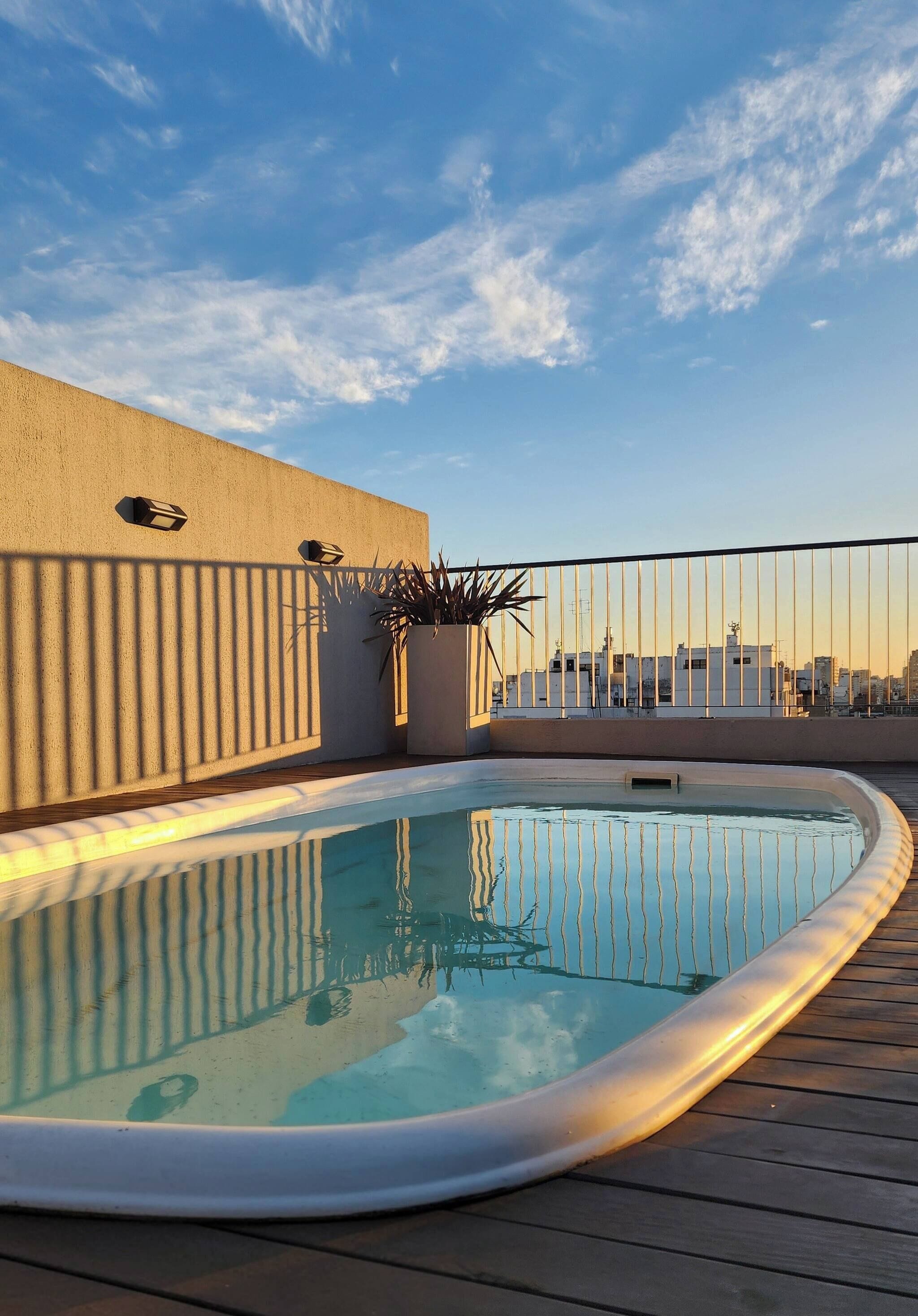 Appartement, 1 chambre, accessible aux personnes à mobilité réduite, balcon | Piscine | Piscine extérieure