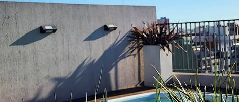 Lejlighed - 1 soveværelse - handicapvenligt - balkon | Pool | Udendørs pool