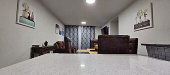 Beautiful and Comfortable Apt. - 7th floor