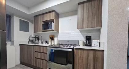 Beautiful and Comfortable Apt. - 7th floor