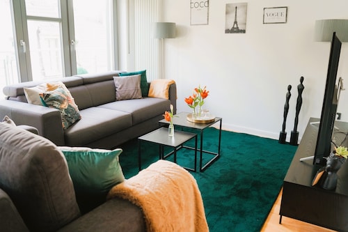 Penthouse by the cathedral, old town, 4 roof terraces, self-check 24/7, up to 6 people