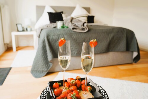 Penthouse by the cathedral, old town, 4 roof terraces, self-check 24/7, up to 6 people