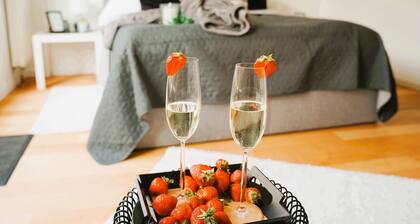 Penthouse by the cathedral, old town, 4 roof terraces, self-check 24/7, up to 6 people