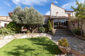 Exterior - Rural House 'La Chatarrería De Ferreros' with Mountain View, Private Terrace and Wi-Fi (OTERO DE HERREROS)