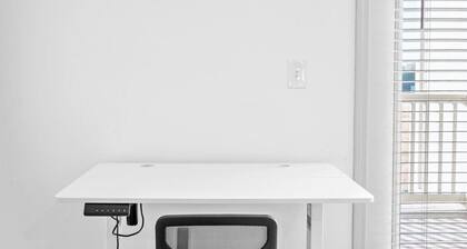 Upscale 2BR Suite Mins Uptown Charlotte