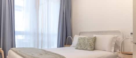 Wifi gratis y ropa de cama