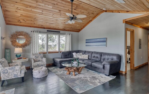 House, Multiple Beds (Whitesands Beach House - South) | Living area - Whitesands Beach House - South (Gulf Shores)