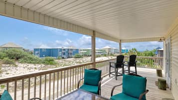 House, Multiple Beds (Whitesands Beach House) | Property grounds