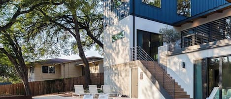 独立别墅 (6 Bedrooms) | 住宿正面