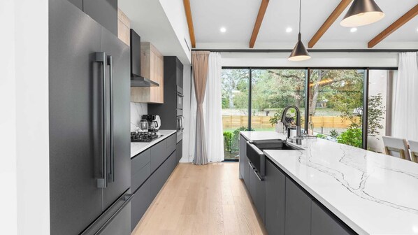 House (6 Bedrooms) | Interior - Modern Oasis w/ Pool, Hot Tub, Rooftop Deck & Home Theater Mariposa Retreat by Avantstay (Austin)