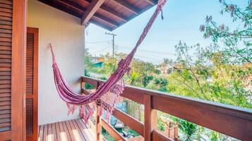 Basic Apartment | Terrace/patio