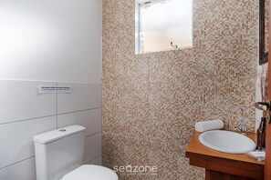 Basic-Apartment | Badezimmer