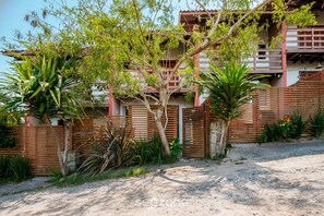 Property grounds - Units in the Casa dos Ventos - Imbituba VER (Imbituba)