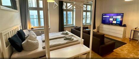 Skrivbord, gratis wi-fi och sängkläder