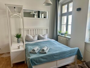 Desk, free WiFi, bed sheets