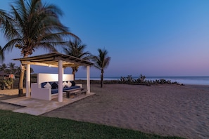 Sun loungers, beach towels
