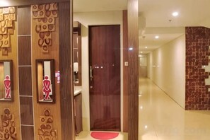صورة غير مصنفة، 5 من 8، زرّ