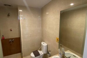 Room - Tickle Hotel (Gondokusuman)
