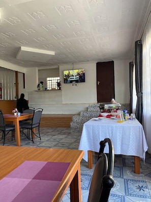 Restaurant - PALASINO RESORT MARALAL (Maralal)