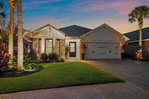 House, Multiple Beds (Secret Beach House) | Exterior - Secret Beach House (Miramar Beach)