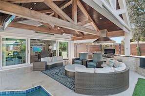 House, Berbilang Katil (Secret Beach House) | Teres/patio