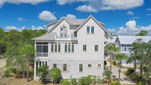 Interior - Serene 30A Getaway Near Beach w/ Pool, Firepit & Porch Sea Salt by Avantstay (Santa Rosa Beach)