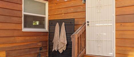 Tina de hidromasaje al aire libre