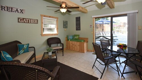 2BR Mountain Villa | Golf Nearby + Shuttle & Pools