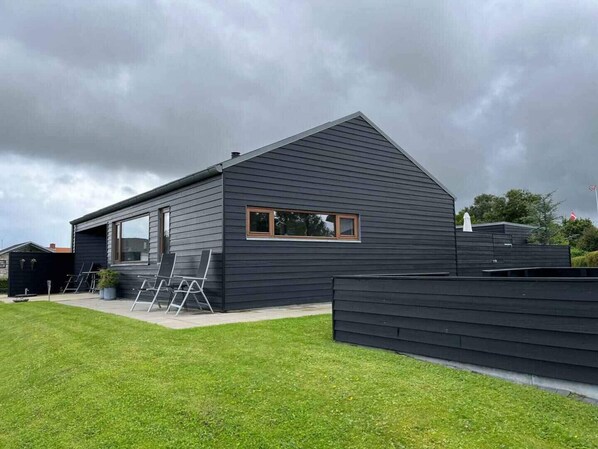 Exterior - 5 Star Holiday Home in Juelsminde (Juelsminde)