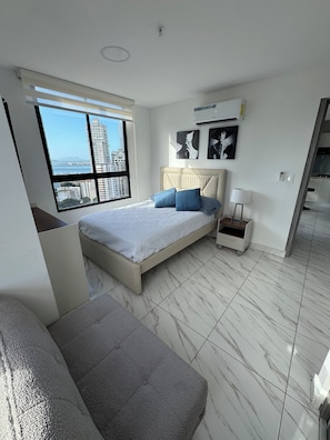 1 bedroom, iron/ironing board, free WiFi, bed sheets