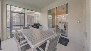 Outdoor dining - 6 Bedrooms/ 5 Bathrooms/ Storey Lake (2760 BD) (Kissimmee)