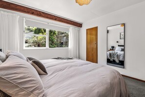 3 Schlafzimmer, Bügeleisen/Bügelbrett, WLAN, Bettwäsche