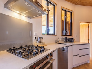 雪櫃、多士爐、廚房用具/餐具/器皿