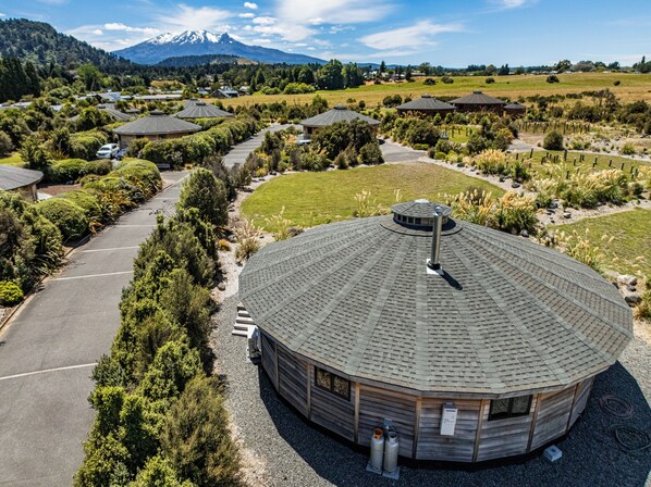 Exterior - Haus Austria - Ohakune Holiday Home (Ohakune)