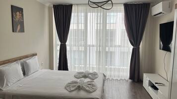 1 bedroom, WiFi, bed sheets