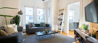 Cambridge Base Steps to Porter Square