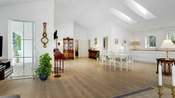 House | Bahagian dalam