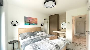 2 bedrooms, WiFi, bed sheets