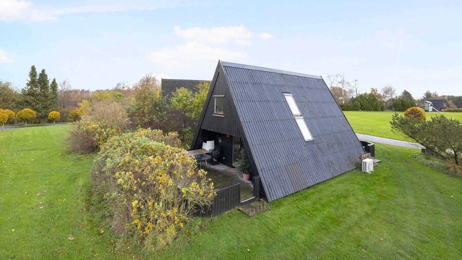 5 スター ホリデーホーム イン ファーソ