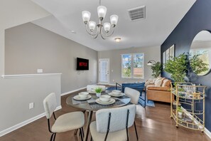 Townhome | Dining room