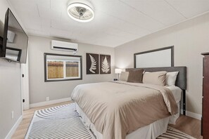 2 bedrooms, iron/ironing board, free WiFi - NEW! Modern Comfort for Your Fam & Your Dog(s)! Less than 10 min to BSU, Downtown, & Airport (Boise)