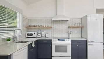 Chalet, 2 chambres, cuisine, vue lac | Cuisine privée