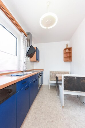 Apartment | Private kitchen - Ferienwohnung fur 4 Personen Mitten in Bensersiel (Esens)