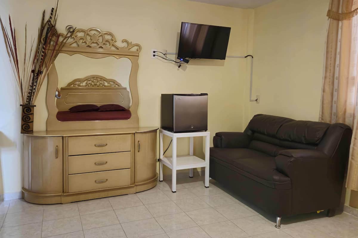 Deluxe Room | Free WiFi