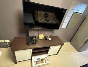 Interior - Kathy’s Crib 32sqm condo at Shell Residences (Pasay City)