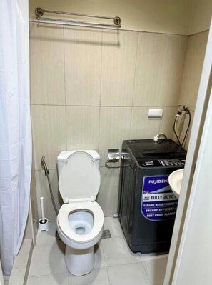 Towels, toilet paper